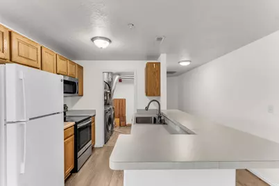 165 W Albion Village Way #105, Sandy, UT 84070 - Photo 10