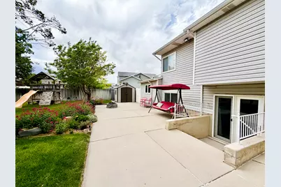 2587 W Vista Meadows Dr, Riverton, UT 84065 - Photo 46