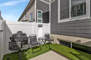 877 N Portman Way, Saratoga Springs, UT 84045 - Photo 24