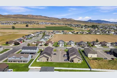 2599 W 500 N #14, Tremonton, UT 84337 - Photo 36