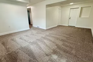 10320 S Clearview Dr, Sandy, UT 84070 - Photo 16