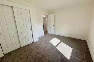 10320 S Clearview Dr, Sandy, UT 84070 - Photo 12
