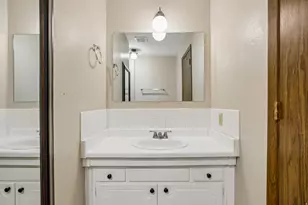 290 N 500 W, Bountiful, UT 84010 - Photo 20
