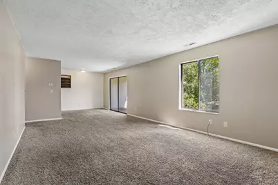 290 N 500 W #301, Bountiful, UT 84010 - Photo 4