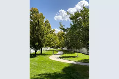 4017 W Scarsborough Ln, West Jordan, UT 84084 - Photo 24