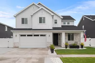 2945 S 2550 W, Syracuse, UT 84075 - Photo 1