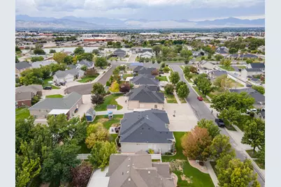 374 E Draper Downs Dr S, Draper, UT 84020 - Photo 50