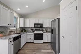 1523 S 500 E, Kaysville, UT 84037 - Photo 12
