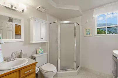11602 S Hickory Valley Dr E, Sandy, UT 84092 - Photo 34