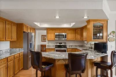 11602 S Hickory Valley Dr E, Sandy, UT 84092 - Photo 16