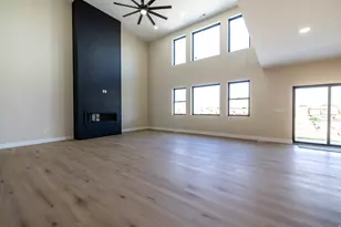 2899 E Lake Dr, Eagle Mountain, UT 84005 - Photo 38