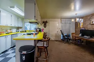8730 S Harvard Dr, Sandy, UT 84094 - Photo 12