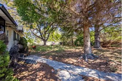 8730 S Harvard Dr, Sandy, UT 84094 - Photo 8