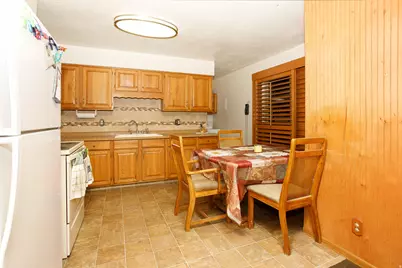285 S Third St, Tooele, UT 84074 - Photo 6