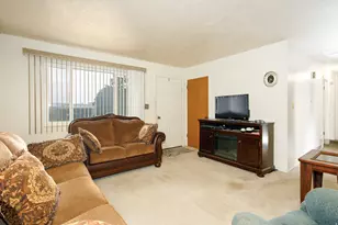 285 S 3rd St, Tooele, UT 84074 - Photo 2