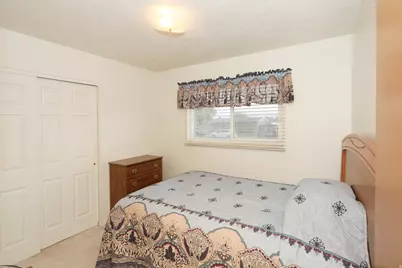 285 S Third St, Tooele, UT 84074 - Photo 8