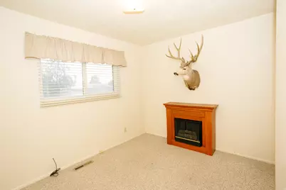 285 S Third St, Tooele, UT 84074 - Photo 10