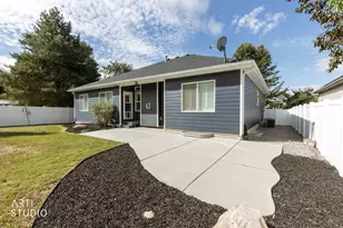 740 N Champion Ln, Kaysville, UT 84037 - Photo 34