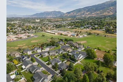 740 N Champion Ln, Kaysville, UT 84037 - Photo 44