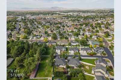 740 N Champion Ln, Kaysville, UT 84037 - Photo 48