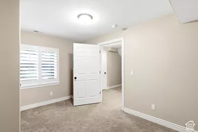 182 N Sierra Way W, Layton, UT 84041 - Photo 32