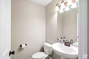 182 N Sierra Way W, Layton, UT 84041 - Photo 14