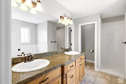 182 N Sierra Way W, Layton, UT 84041 - Photo 18