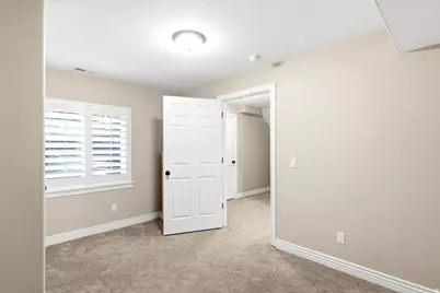 182 N Sierra Way W, Layton, UT 84041 - Photo 32