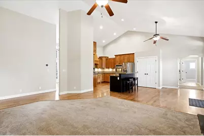 182 N Sierra Way W, Layton, UT 84041 - Photo 8