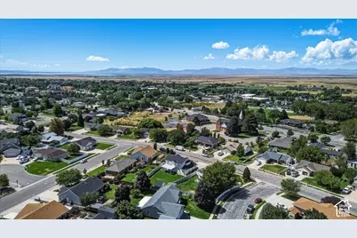 2517 S Freedom St, Perry, UT 84302 - Photo 58