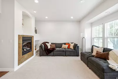 2029 W Crescent Row S, Mapleton, UT 84664 - Photo 6