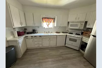 470 E Main St, Myton, UT 84052 - Photo 4