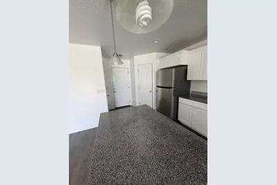 878 W McKenna Rd S, Bluffdale, UT 84065 - Photo 4