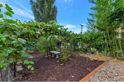 295 S 100 E, Bountiful, UT 84010 - Photo 22
