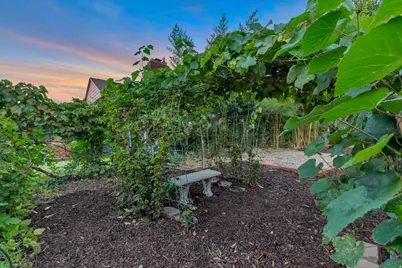 295 S 100 E, Bountiful, UT 84010 - Photo 26