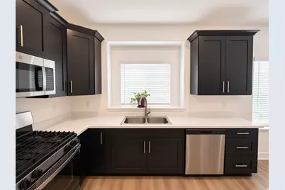 4214 W Willard Park Ct, Riverton, UT 84096 - Photo 8