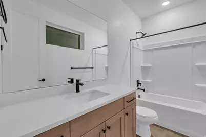 528 E Gilmour St, Grantsville, UT 84029 - Photo 24