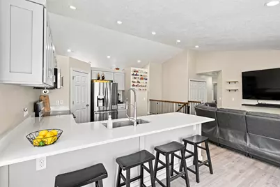 6294 S Cherry Valley Pl W, West Valley, UT 84118 - Photo 8