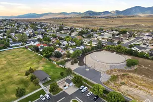 6294 S Cherry Valley Pl W, West Valley, UT 84118 - Photo 32