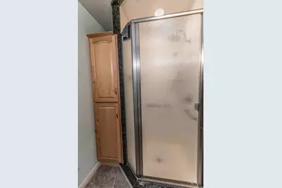 295 N 330 E, Orem, UT 84057 - Photo 24