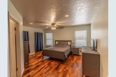295 N 330 E, Orem, UT 84057 - Photo 22