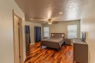 295 N 330 E, Orem, UT 84057 - Photo 22