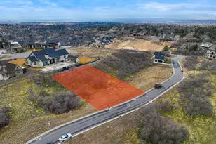 5 Bent Hollow Ln, Sandy, UT 84092 - Photo 4