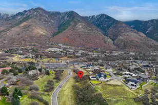 5 Bent Hollow Ln, Sandy, UT 84092 - Photo 2
