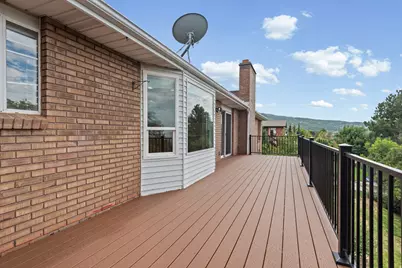 12 S Moss Dr E, Bountiful, UT 84010 - Photo 36