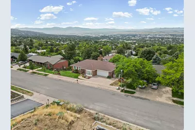 12 S Moss Dr E, Bountiful, UT 84010 - Photo 40