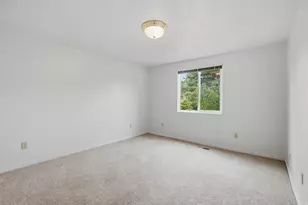 12 S Moss Dr E, Bountiful, UT 84010 - Photo 30