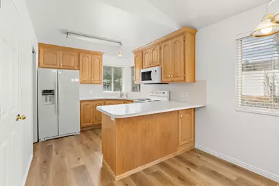 14172 S Mill Canyon Peak Dr W, Riverton, UT 84096 - Photo 8