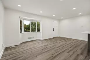 259 E Herbert Ave S, Salt Lake City, UT 84111 - Photo 2