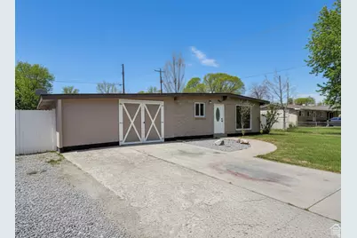 6389 W 3570 S, West Valley, UT 84128 - Photo 2
